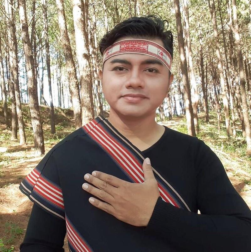 10 nghệ sĩ vĩnh biệt cuộc đời vì Covid-19 trong 2 tháng-3