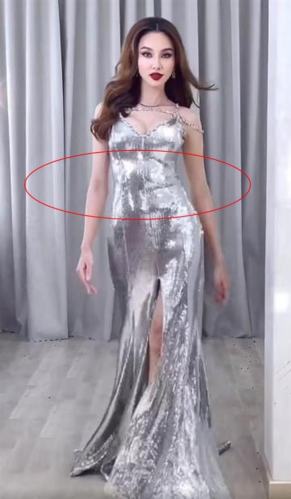 Khoe trình catwalk thi Miss Grand, Thùy Tiên lộ body như khúc giò-7