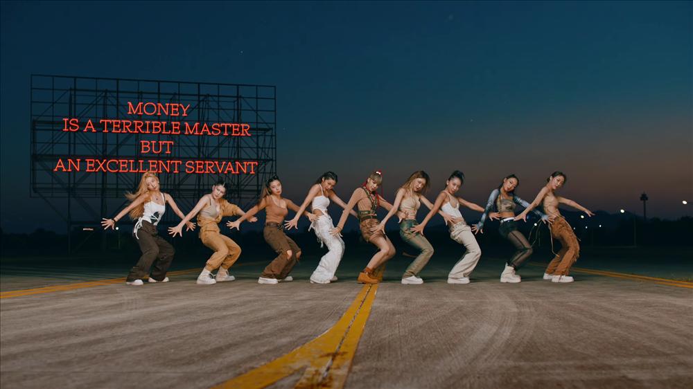 Lisa (BlackPink) xin lỗi vì đụng chạm văn hóa người da đen-1