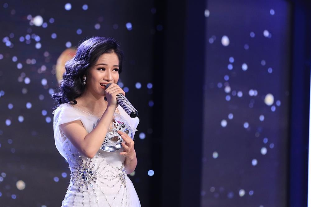 Hóa ra Hương Giang live hay thần sầu Never Enough chỉ là ghép?-2