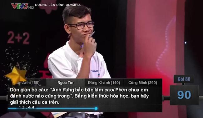 Câu hỏi Olympia gây lú nhất năm, nhìn thí sinh như sắp mếu-1