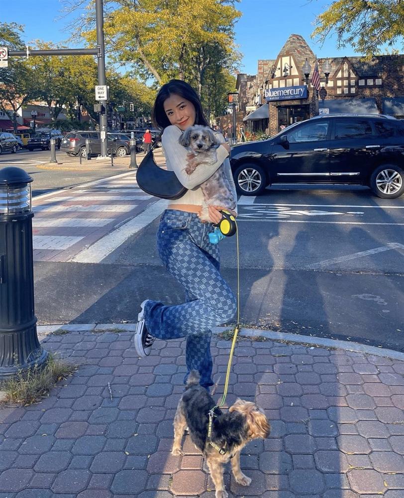 Cùng sang Mỹ, thời trang của Hương Tràm, Chi Pu ở 2 chiến tuyến-2