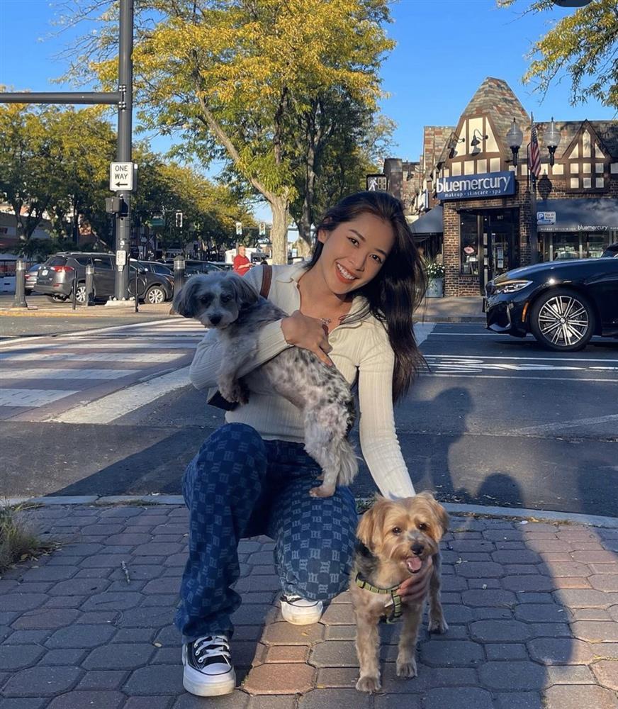 Cùng sang Mỹ, thời trang của Hương Tràm, Chi Pu ở 2 chiến tuyến-3