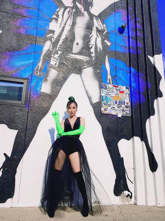 Cùng sang Mỹ, thời trang của Hương Tràm, Chi Pu ở 2 chiến tuyến-16