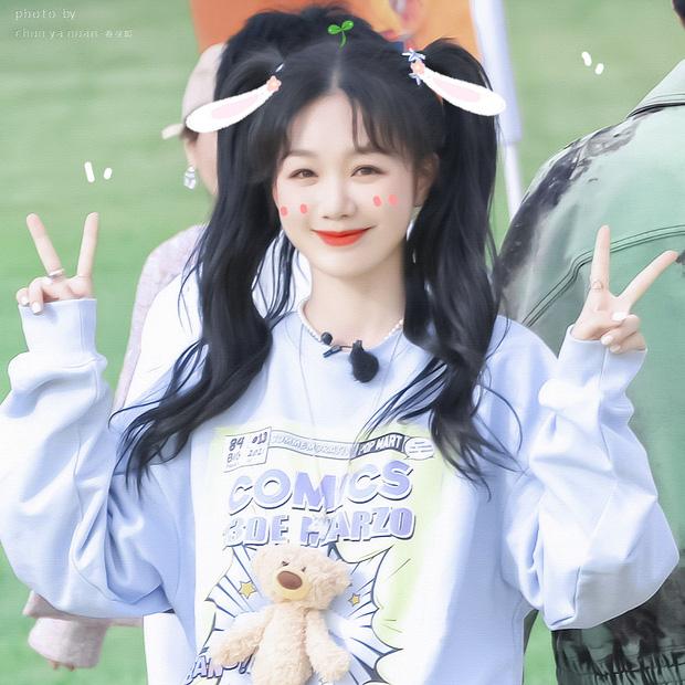 Sao Cbiz xinh điên đảo buộc tóc hai bên, trừ một người-9