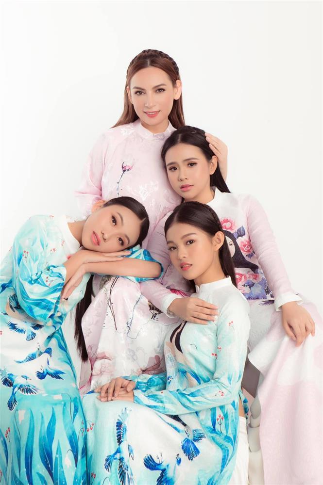 Báo Hàn viết về cuộc đời cơ cực của Phi Nhung-4