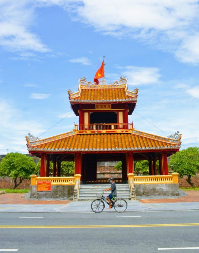 Chiêm ngưỡng công trình in trên mặt sau tờ tiền 50 nghìn đồng-5