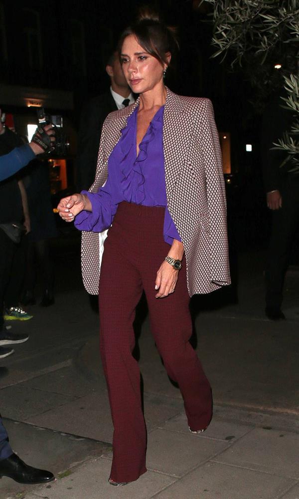 Victoria Beckham có 1 item hack dáng đỉnh cao-2