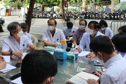 Bộ Y tế hỏa tốc đề nghị Hà Nội hỗ trợ Bệnh viện Việt Đức
