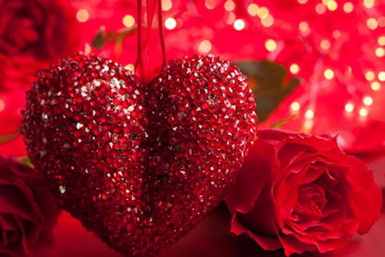 Chiêu phong thủy kích vận đào hoa, đang ế có người 'bế' cuối 2021