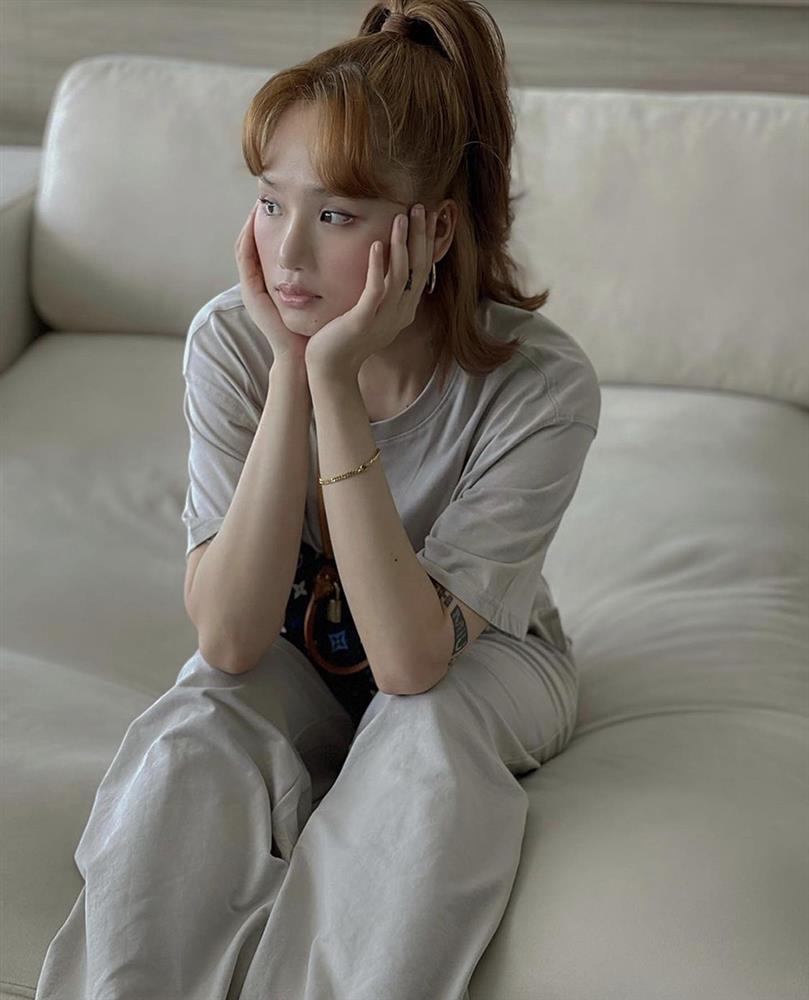 Còn đâu Miu Lê khúc giò di động nhờ lối mix đồ khác bọt-12