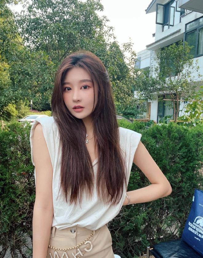 Ngán ngẩm gái đẹp để lộ nơi ở bừa bộn như bãi rác-1