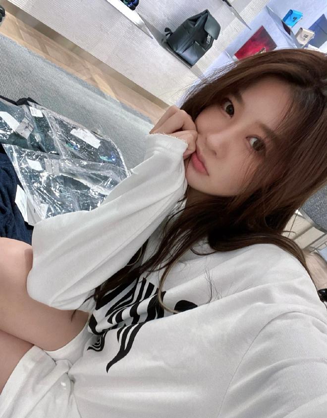 Ngán ngẩm gái đẹp để lộ nơi ở bừa bộn như bãi rác-2