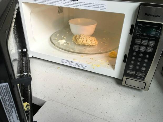 Những trận nấu ăn sinh tử của mấy nàng chúa hậu đậu-4