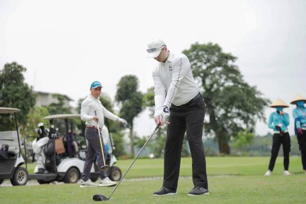 Cuộc sống Trọng Hưng sau 1 năm ly hôn Âu Hà My-6