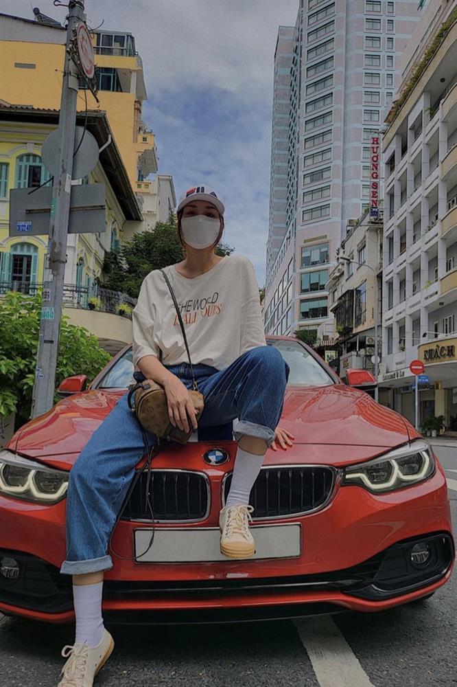 Sài Gòn nới lỏng giãn cách, sao Việt khoe street style chất chơi-3
