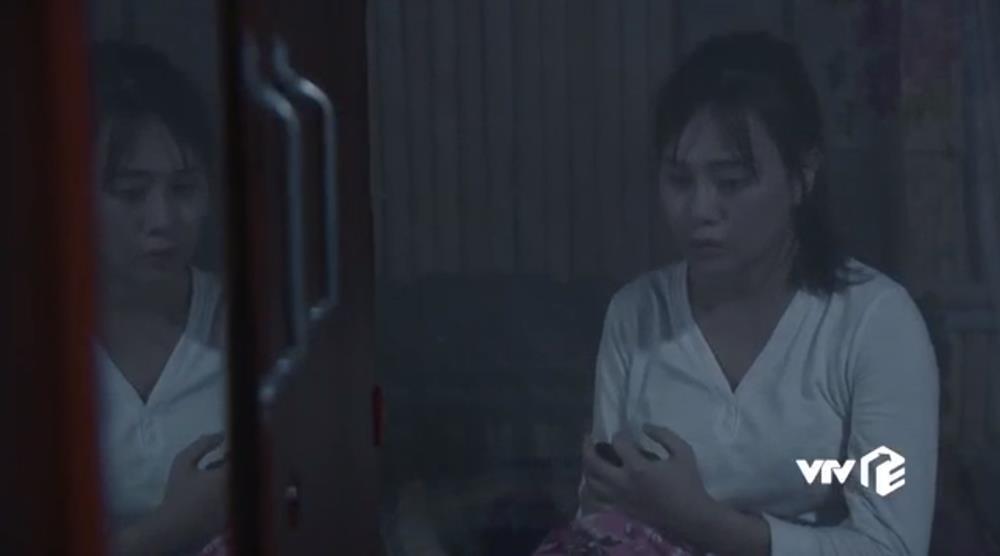 Hương Vị Tình Thân: Nam lưu tên Long trong điện thoại là gì?-4