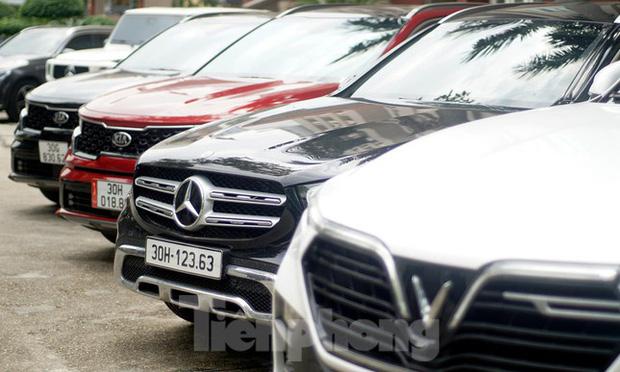 Cụ thể, đầu năm 2020, Nguyễn Văn Thành (SN 1999, trú tại Phú Thượng, Tây Hồ, Hà Nội) tìm hiểu trên mạng mua nguồn game và đưa game bài “SUMVIP” và “VUACLUB” hoạt động trên mạng. Thành cùng một số đối tượng xây dựng, chỉnh sửa phần mềm game bài và quản lý các đại lý