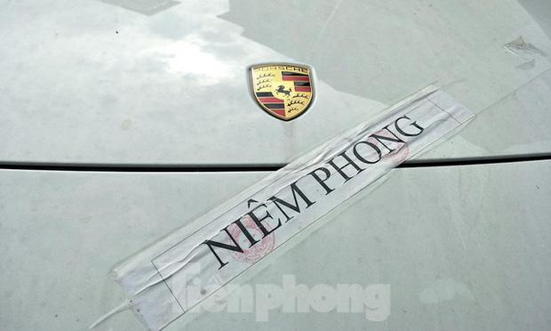 Sau đó, tiền ảo được các đối tượng chuyển thành tiền thật bằng cách nạp vào sim 0 đồng để bán cho các đại lý để hưởng tiền chênh lệch và rút từ các cây ATM