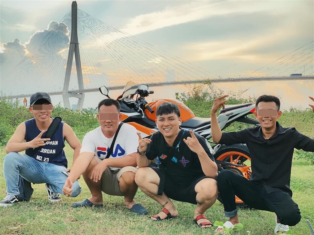 Ngỡ ngàng ngã ngửa ngoại hình tròn quay của Hoài Lâm-1