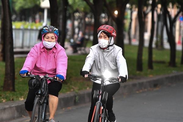 Đón không khí lạnh tăng cường, Hà Nội mưa lạnh, Mẫu Sơn rét hại-2