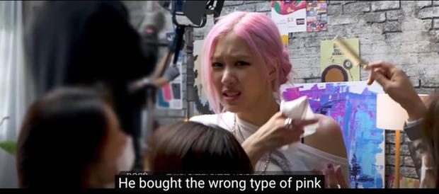 Vì sao Rosé (BLACKPINK) giận bạn trai đến mức đập đàn, tạt sơn ?-1