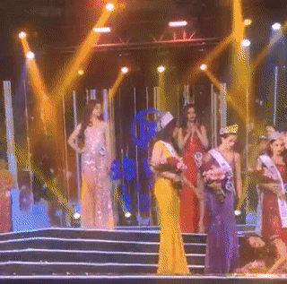 Đối thủ nặng ký của Đỗ Thị Hà ngã lộn nhào 4 bậc cầu thang-3