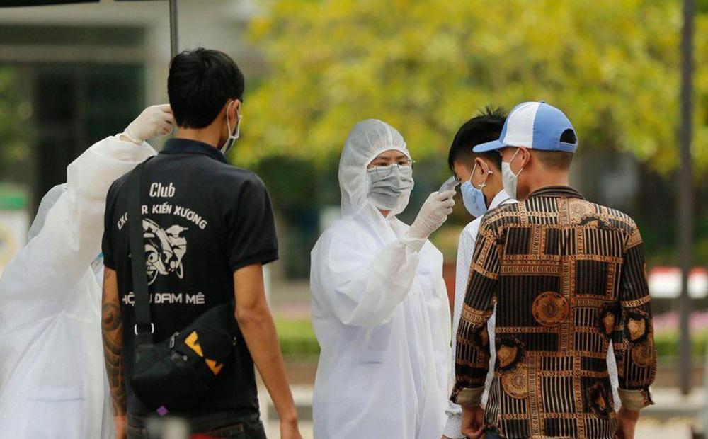 Người đi lại giữa các vùng nguy cơ cần điều kiện gì?-1