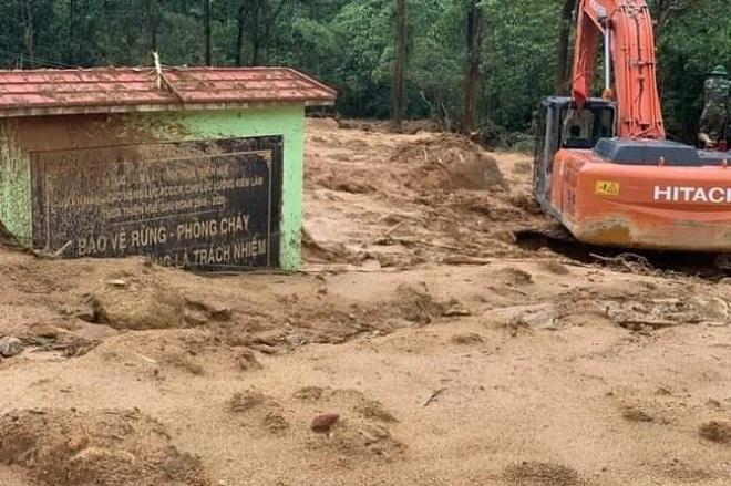 Tưởng niệm 1 năm ngày 13 liệt sĩ hy sinh ở thủy điện Rào Trăng-5