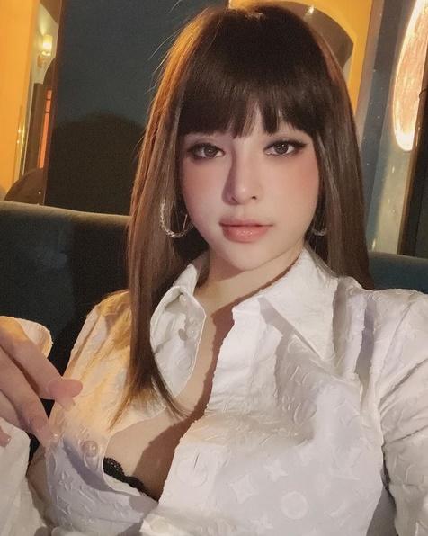 Vòng 1 Huyền Baby khi căng như bom, lúc lại chảy xệ-1