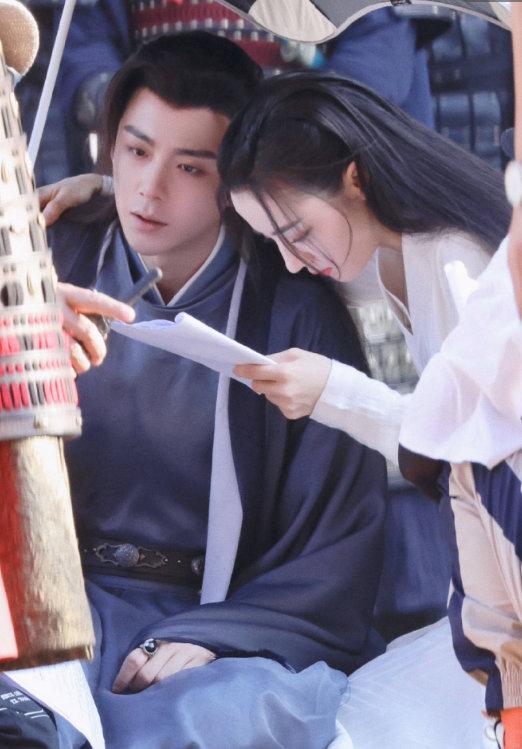 Cư dân mạng ship vội Địch Lệ Nhiệt Ba và nam phụ Lưu Vũ Ninh-2