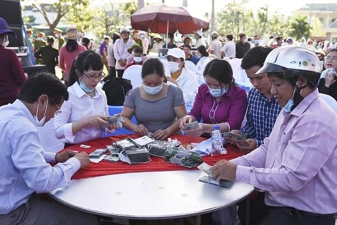 Quảng Ngãi xác nhận ca sĩ Thủy Tiên hỗ trợ người dân 14 tỷ đồng-2