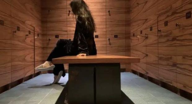 Phú bà fake chia sẻ bí kíp phông bạt 21 ngày sống sang chảnh-3