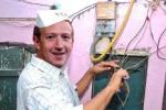 Facebook sập gây náo loạn, Mark Zuckerberg mất 59.200 tỷ đồng trong nháy mắt-4