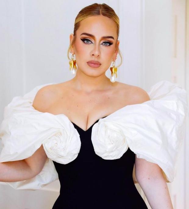Adele vừa có động thái trên MXH khiến cả làng nhạc tới công chuyện!-4