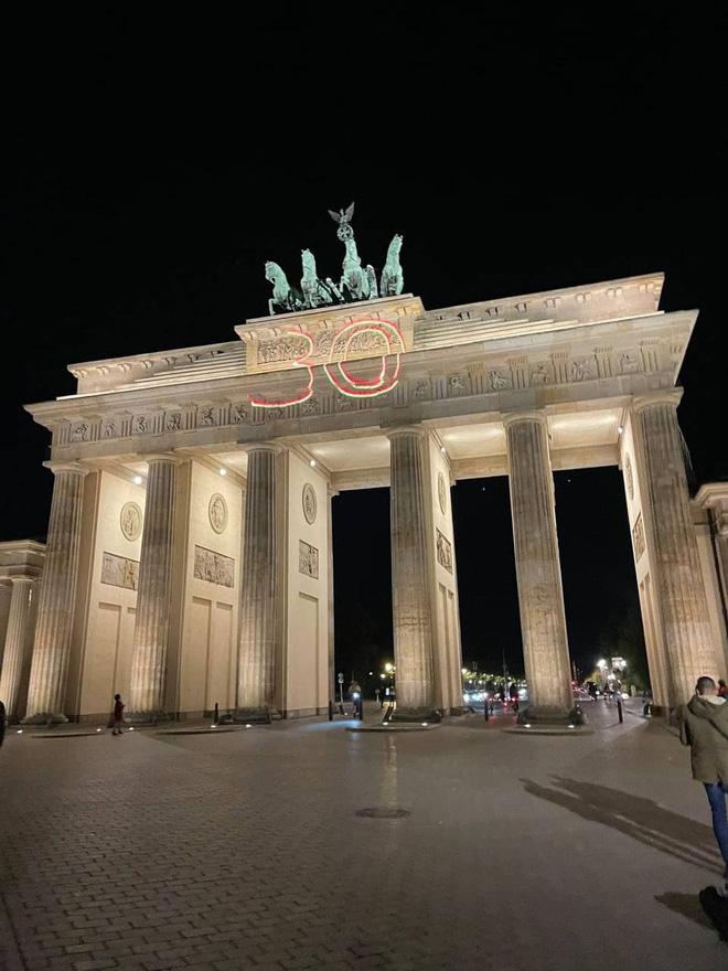 Adele vừa có động thái trên MXH khiến cả làng nhạc tới công chuyện!-9