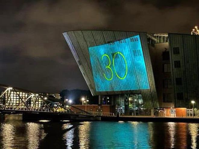 Adele vừa có động thái trên MXH khiến cả làng nhạc tới công chuyện!-10