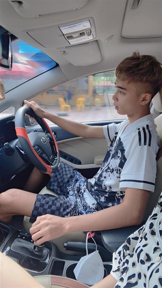 Cận cảnh chiếc xế hộp trước khi bị tai nạn của Nam OK-2