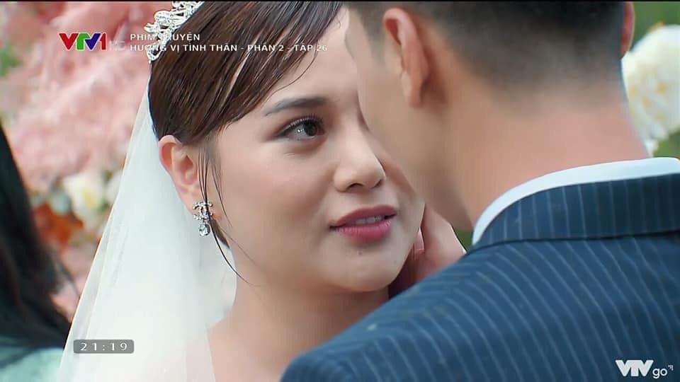 Xả vai, Phương Oanh sửa 1 điểm lột xác lung linh khác xa trên phim-8