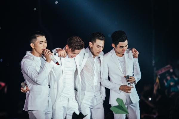 Liveshow cuối nước mắt và tiếng cười của nhóm 365 hot trở lại-2