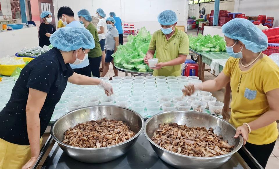 F0 tiếp tục tăng trong các đoàn người về miền Tây-1