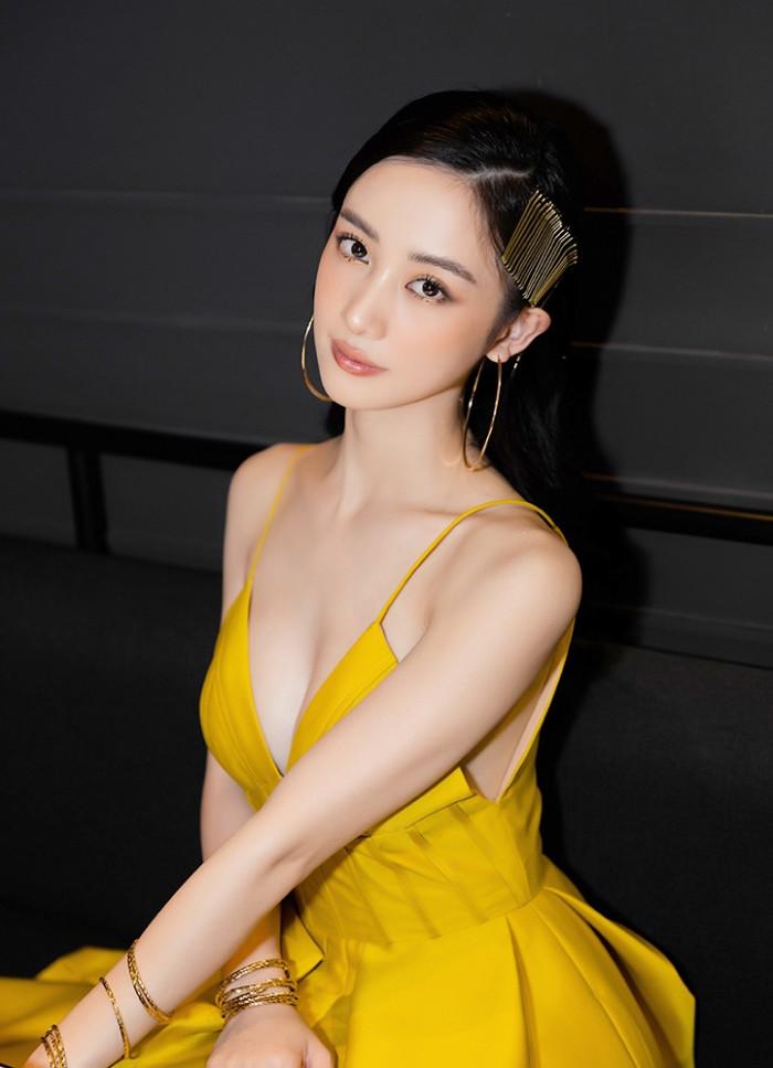 Mỹ nhân Vbiz khóc không ra tiếng với hóa đơn gửi xe 15 triệu đồng-3