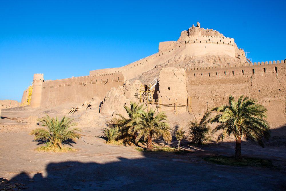 Thành cổ lớn nhất thế giới được xây dựng bằng bùn