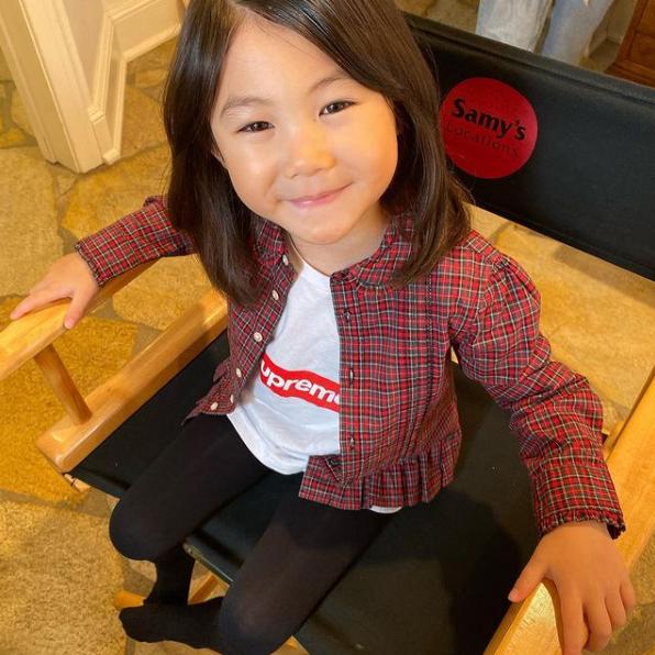 Cuộc sống bơi trong tiền tỷ của con gái Trần Quán Hy-3