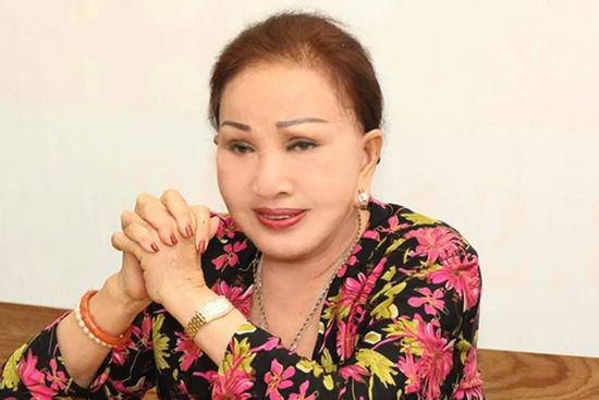 Nghệ sĩ Hồng Nga tiêm 4 mũi vaccine Covid-19, chuyên gia nói gì?