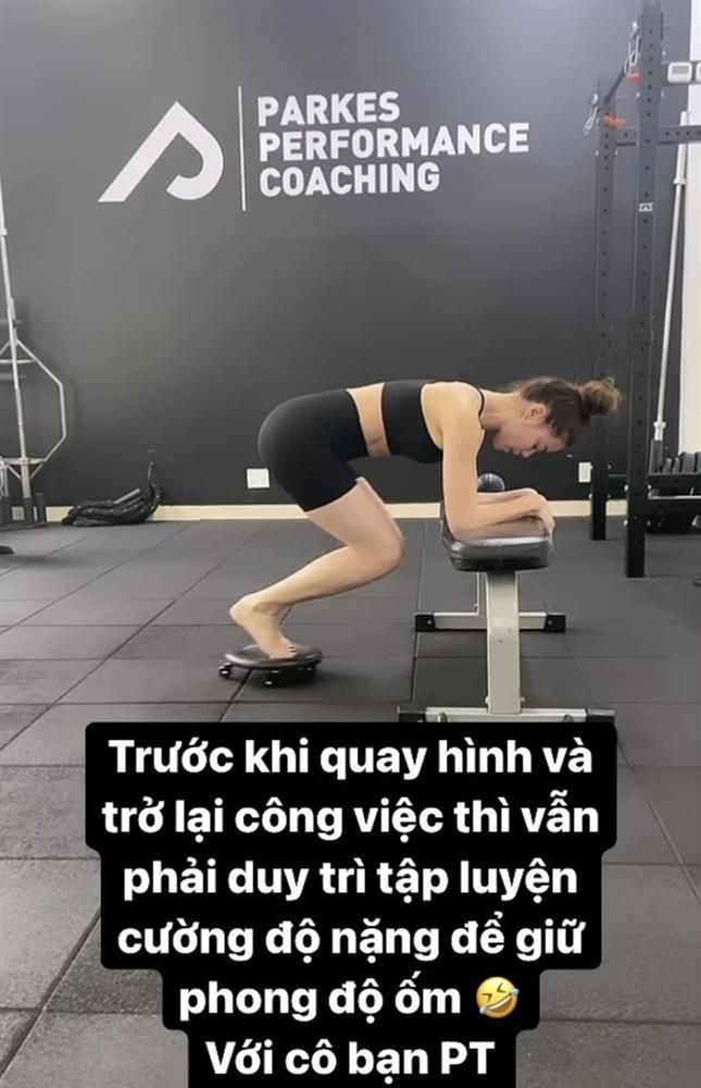 Chuẩn bị comeback, Hà Hồ khoe body căng đét trong phòng tập-2