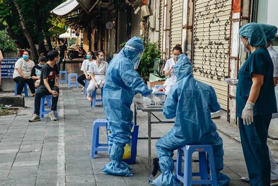 Trưa 7/10, Hà Nội thêm 2 ca Covid-19, ở Hoàn Kiếm và Bắc Từ Liêm