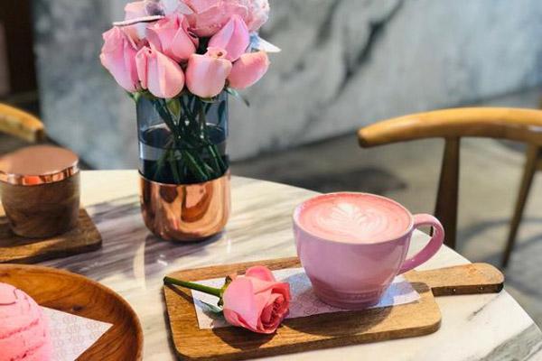 Quý cô sinh tháng Âm lịch này có ý chí mạnh mẽ, giỏi giang, sau tuổi 35 an hưởng phú quý-4