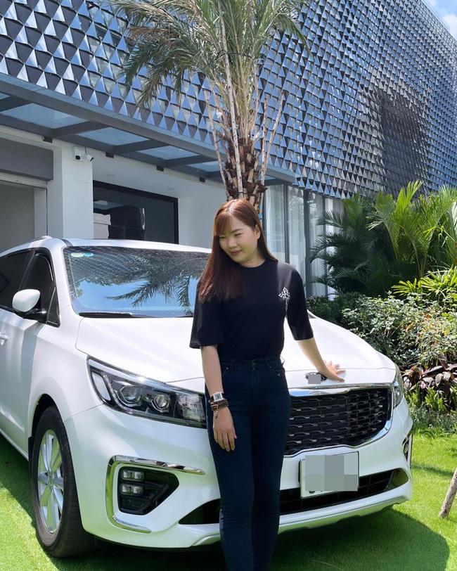 Lý do gì khiến Ngọc Trinh phải chân thành xin lỗi giúp việc?-8