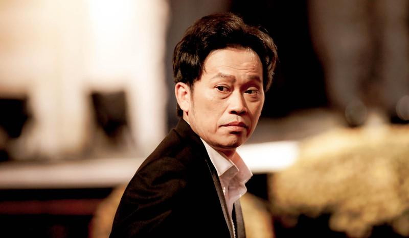 Hồng Vân phản ứng khi Hoài Linh và cha quá cố bị xúc phạm-5